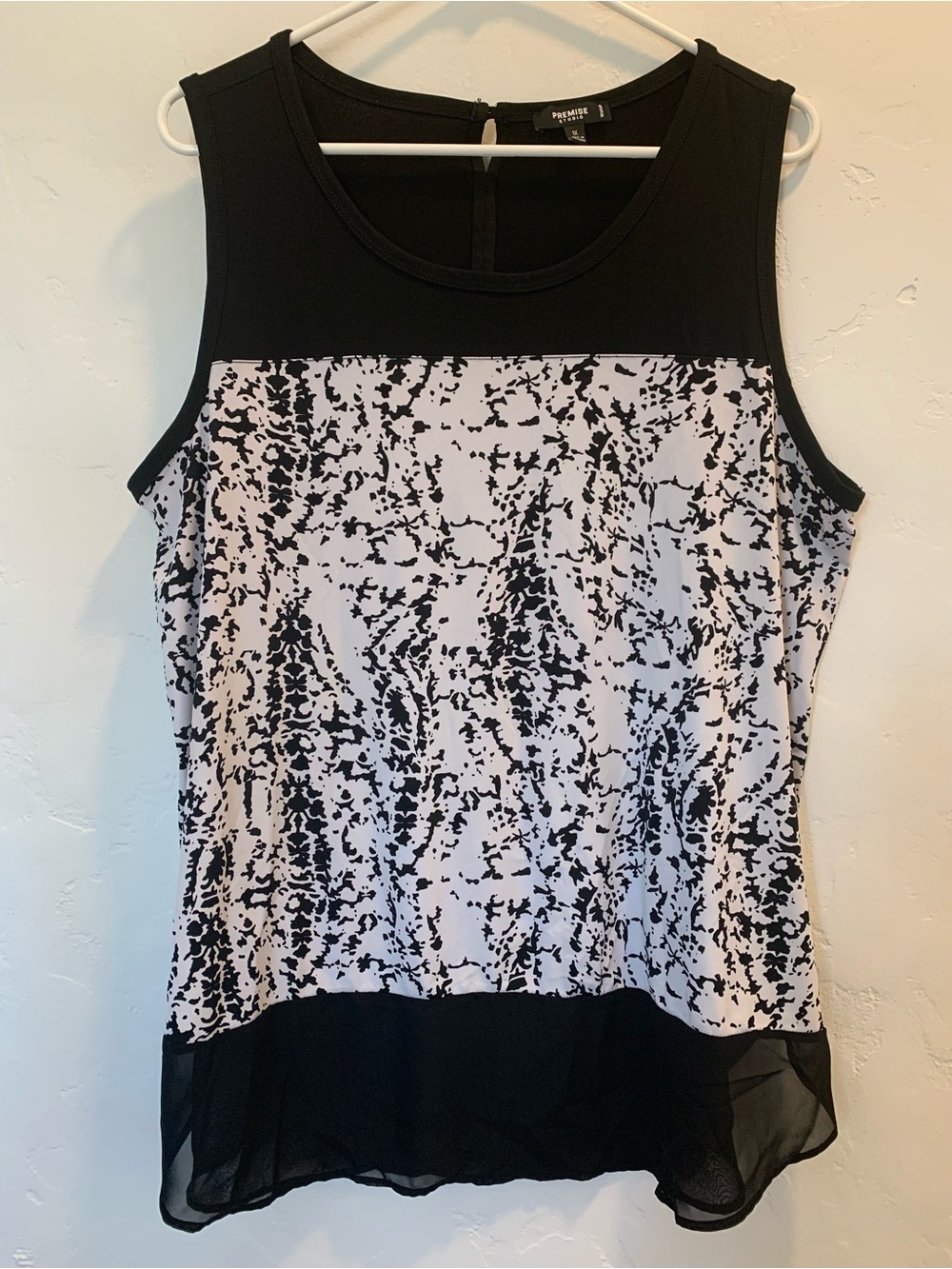 Premise Studio Woman Blouse Plus Size Black & White Sleeveless 1X - Picture 11 of 11